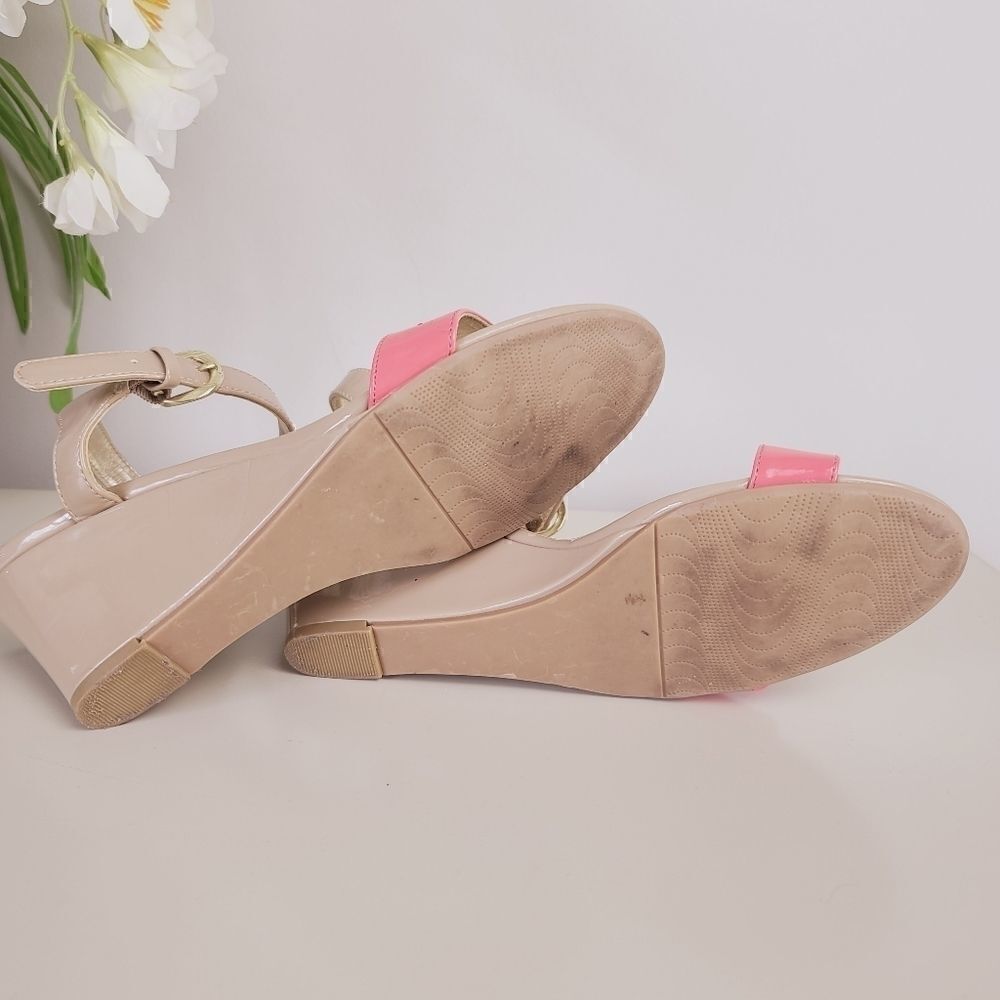CL by Laundry Wedge Sandals - Picture 8 of 10